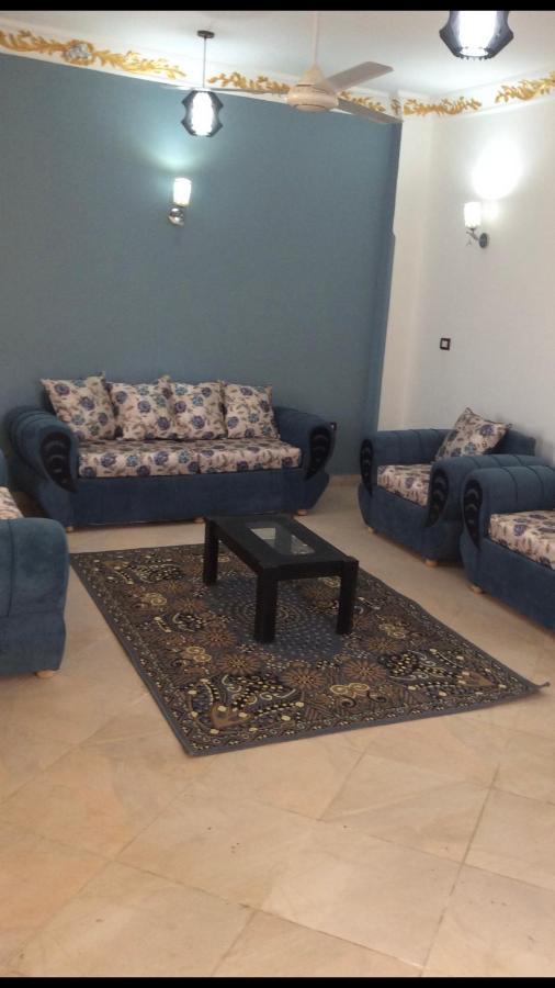 Appartamento The Brown House Luxor Esterno foto