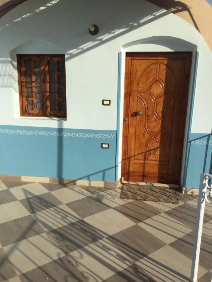 Appartamento The Brown House Luxor Esterno foto