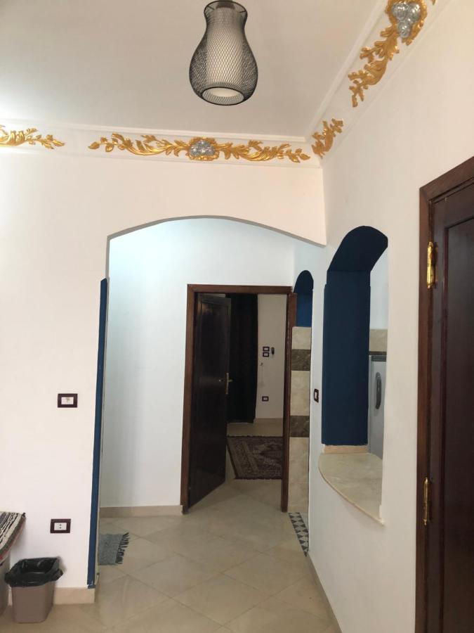 Appartamento The Brown House Luxor Esterno foto