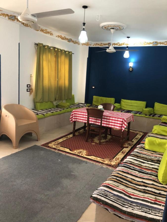 Appartamento The Brown House Luxor Esterno foto